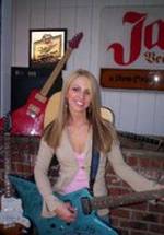 Элисен Холден фото