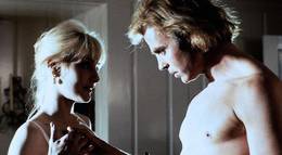 Кадр из фильма "Газонокосильщик" - 2