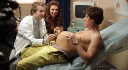 Кадр из фильма "Беременный" - 1