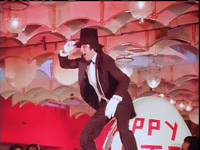 Кадр Амар,  Акбар, Антони