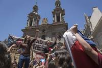 Кадр Колония Дигнидад