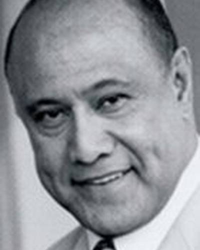 Роберт Аписа фото