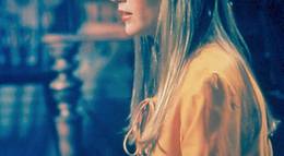 Кадр из фильма "Подруги президента" - 2