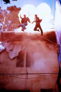 Кадр Провод под током