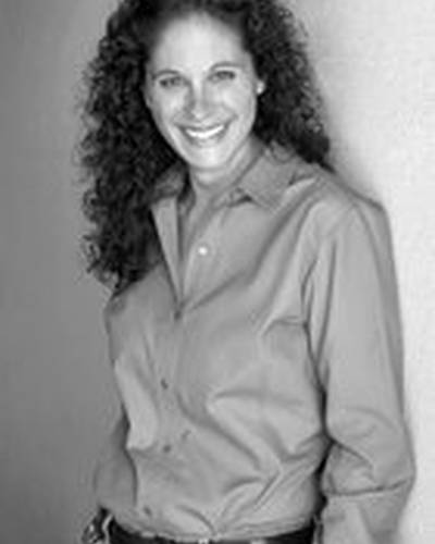 Дэна Голдберг фото