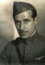 Russell Heustis фото