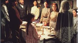 Кадр из фильма "Скрипач на крыше" - 1