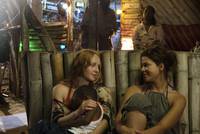 Кадр Ничто, кроме призраков