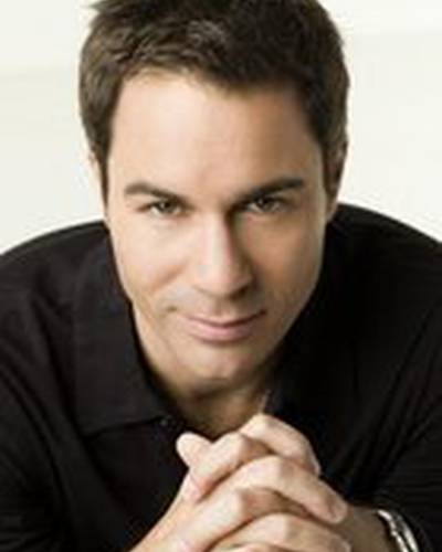 Эрик МакКормак фото