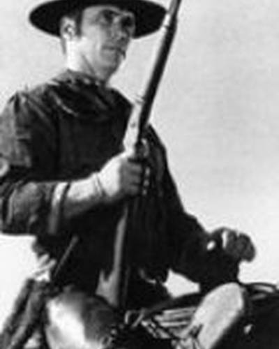 Том Лофлин фото