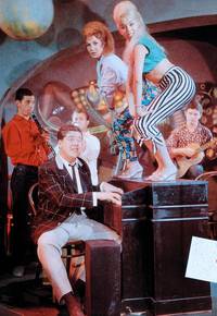 Кадр Am Sonntag will mein Süsser mit mir segeln gehn