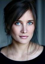 Жюли де Бона фото