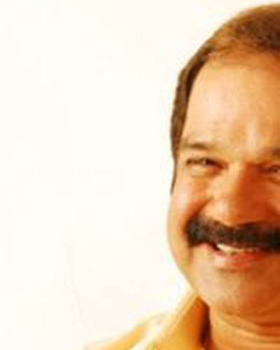 Суреш Кришна фото