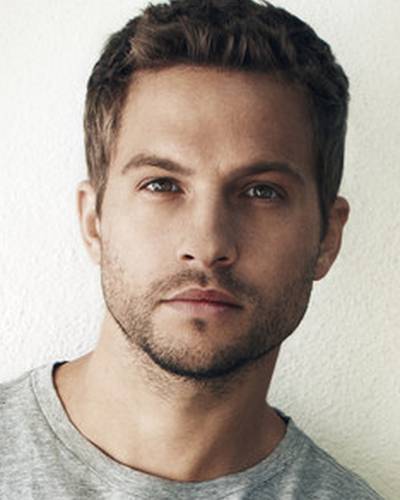 Логан Маршалл-Грин фото