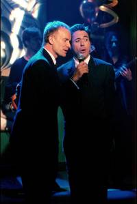 Кадр Элли МакБил