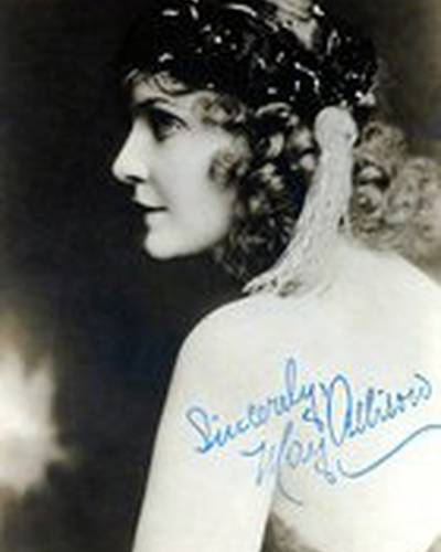 Мэй Эллисон фото