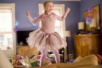 Кадр Я не знаю, как она делает это