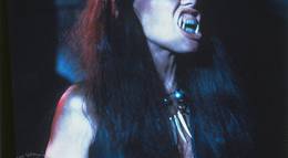 Кадр из фильма "Вой" - 1