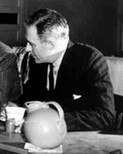 Уильям Б. Хоукс фото