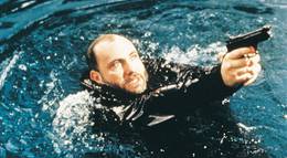 Кадр из фильма "Быстрые стволы" - 2