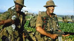 Кадр из фильма "Осада базы «Глория»" - 2