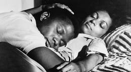 Кадр из фильма "Изюминка на солнце" - 1