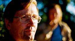 Кадр из фильма "Немецкие души. Жизнь после колонии «Достоинство»" - 2