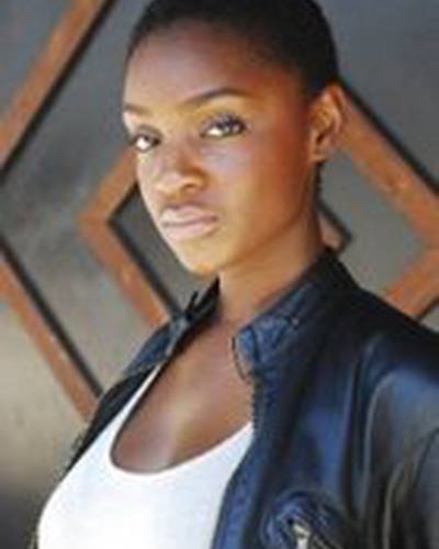 Яани Кинг фото