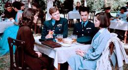 Кадр из фильма "Мы всегда говорим до свидания" - 2