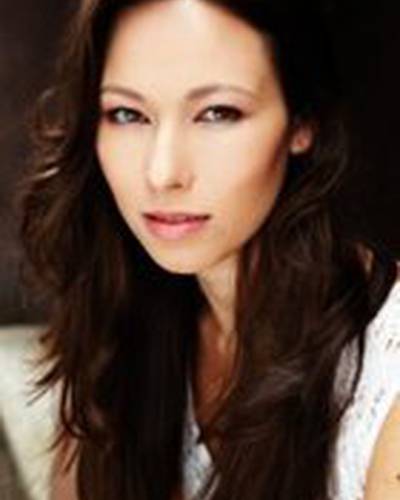 Урсула Миллс фото