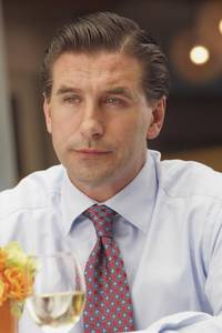 Кадр Грязные мокрые деньги