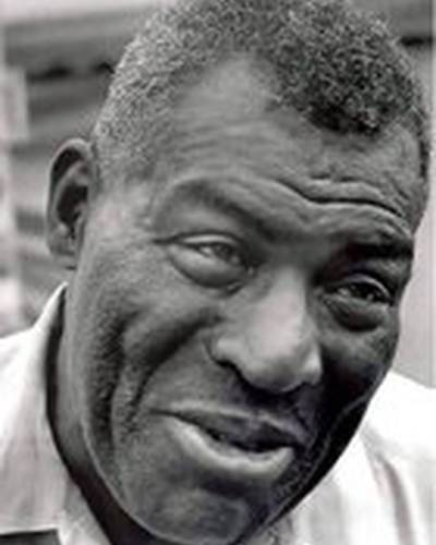 Честер Барнетт фото