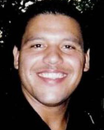 Тони Гомез фото