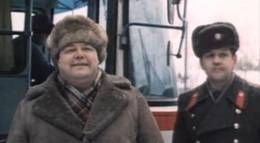 Кадр из фильма "Не ходите, девки, замуж" - 2