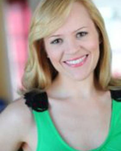 Ивонн Сэйерс фото