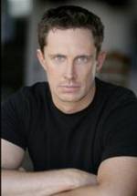 Дэнни Донахью фото