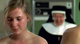 Кадр из фильма "Сестры Магдалины" - 1