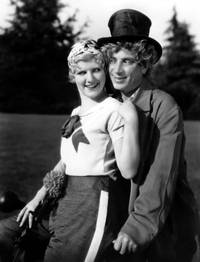 Кадр Лошадиные перья