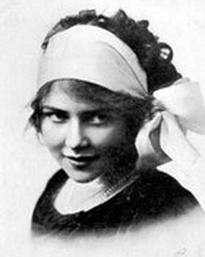 Muriel Ostriche фото