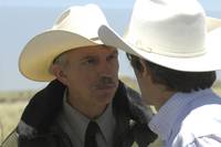 Кадр Дело чести Макферсона