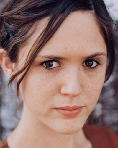 Эмили Кокс фото