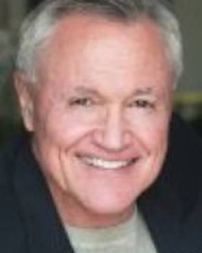 Чак Пфайфер фото