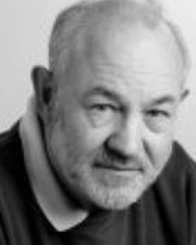 Philip Goldacre фото