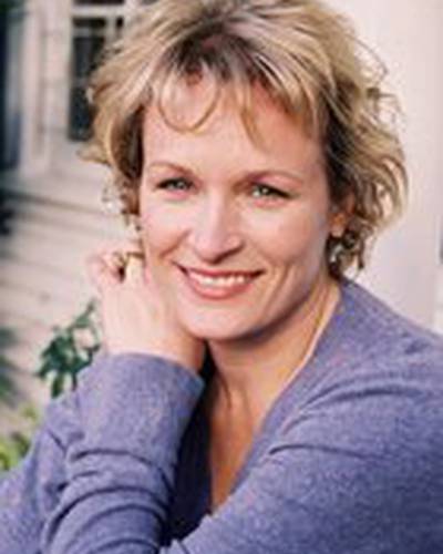 Элизабет Деннехи фото