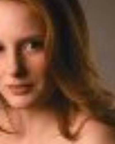 Мэри Уолл фото