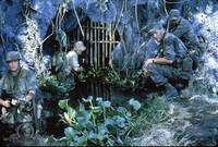 Кадр Осада базы «Глория»