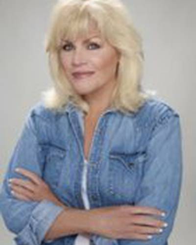 Бобби Джо Лэтэн фото