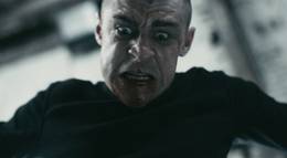 Кадр из фильма "Дикарь" - 1