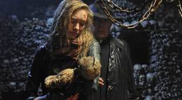 Кадр из фильма "Деревня" - 1