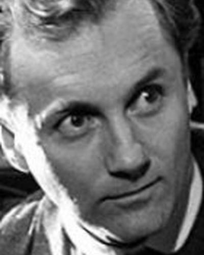 Аден Джиллетт фото